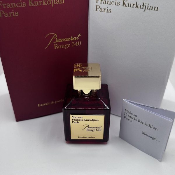 Baccarat Rouge perfume