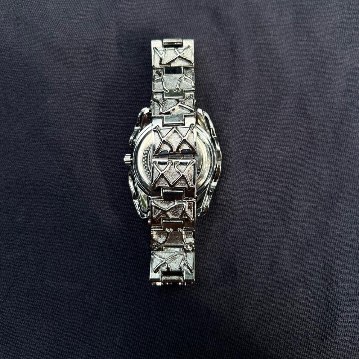 Green face y2k watch. - Image 4