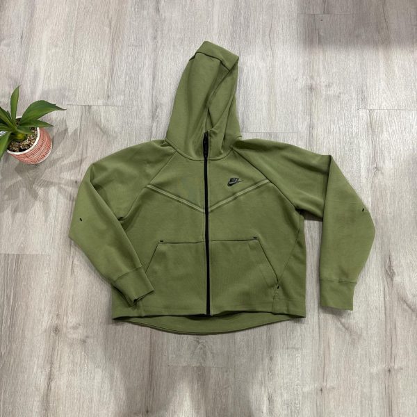 Green nike tech jacket