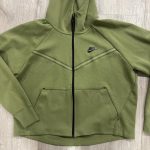 Green nike tech jacket - Image 2