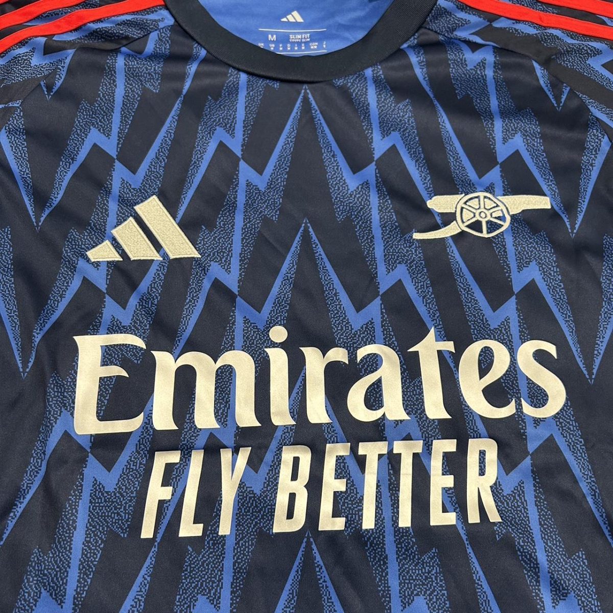 Arsenal Away Jersey 25/26 Gyökeres - Image 3