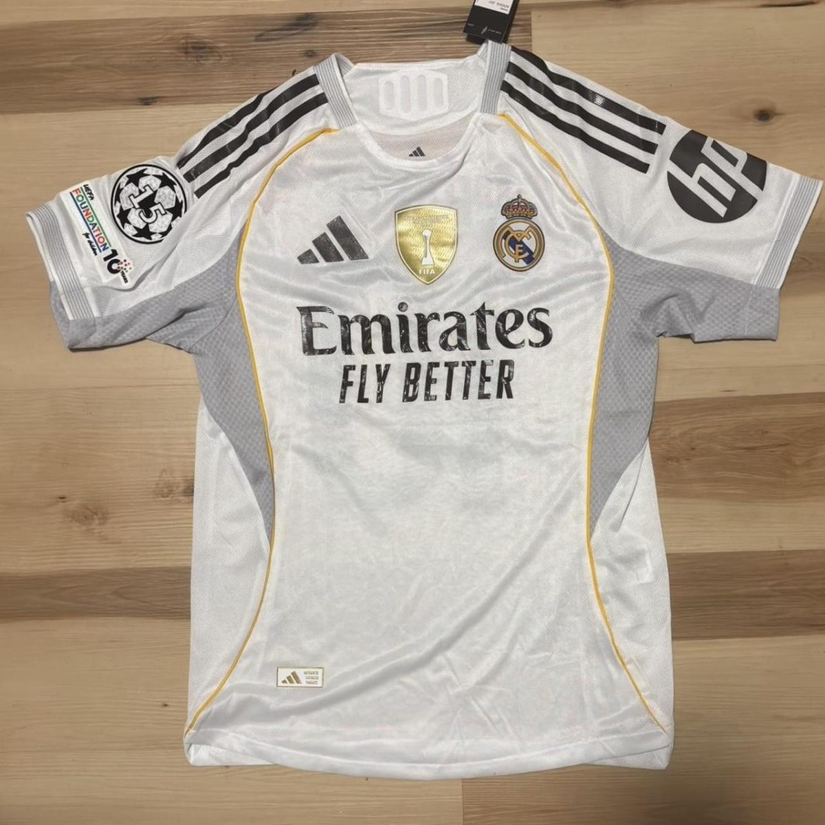 Mbappe 10 Real Madrid 25/26 home Jersey - Image 2