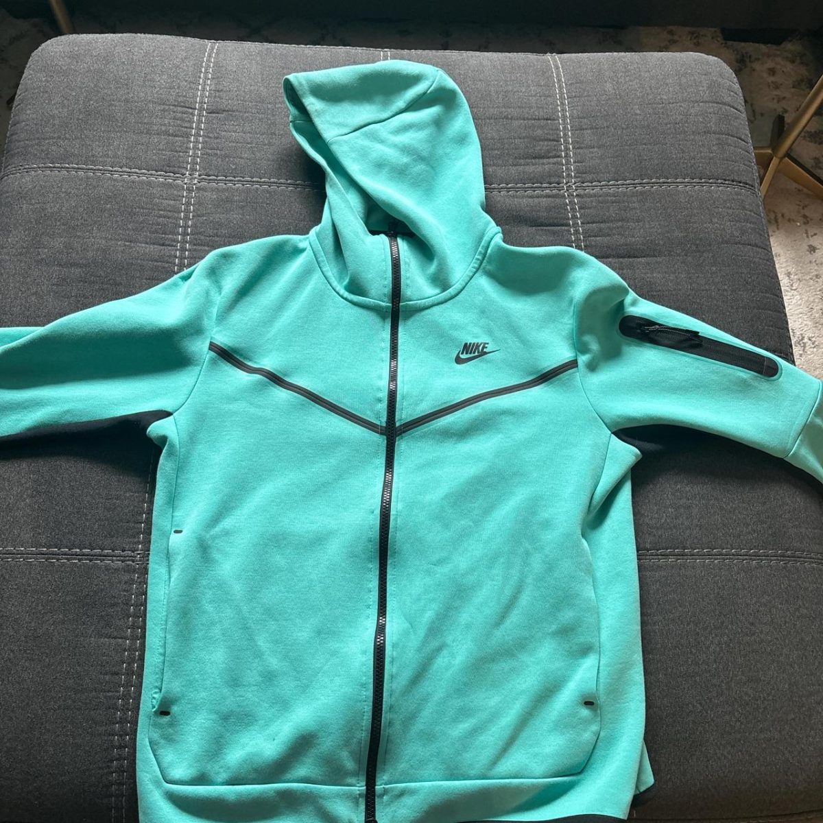 Teal Green Nike tech - Image 1