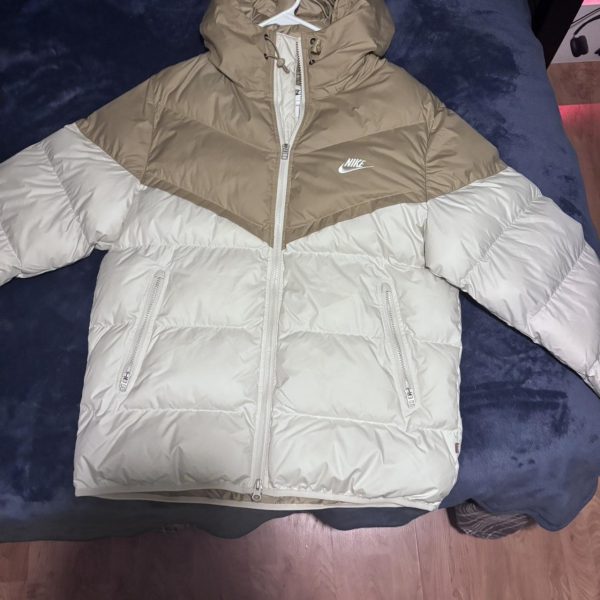 Nike Men's Cream and White Jacket