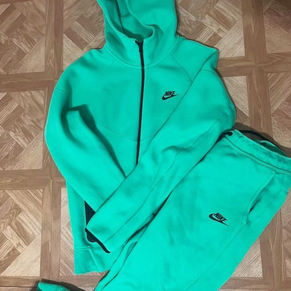 Nike Men's Green Tech Suit