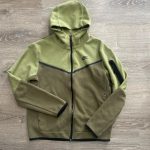 Nike Men's Khaki and Green