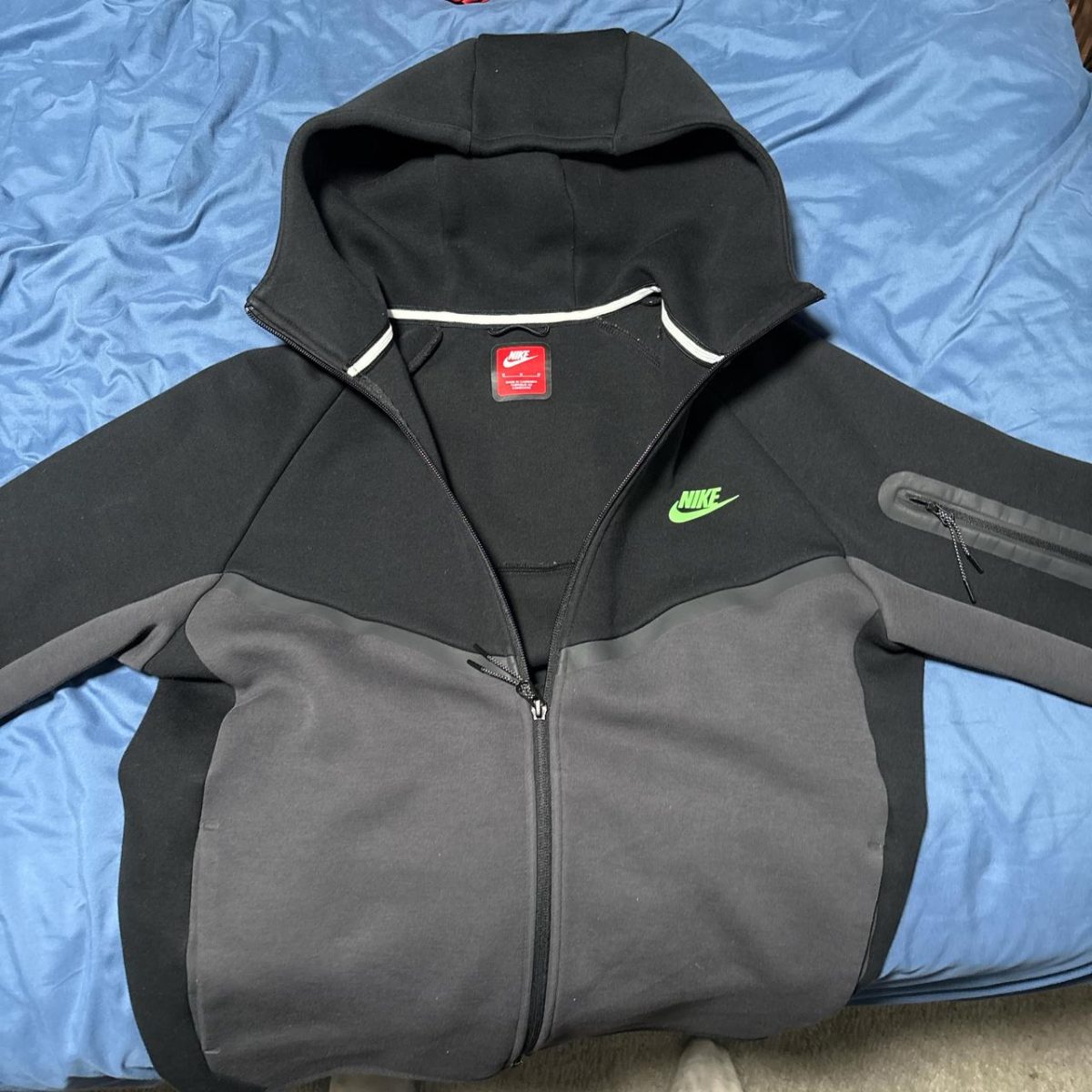 Nike Tech Fleece black and dark grey - Image 2