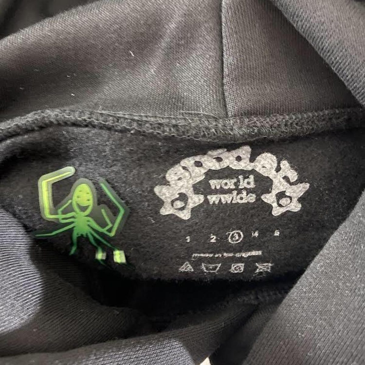 I Love Spider Hoodie Black - Image 4