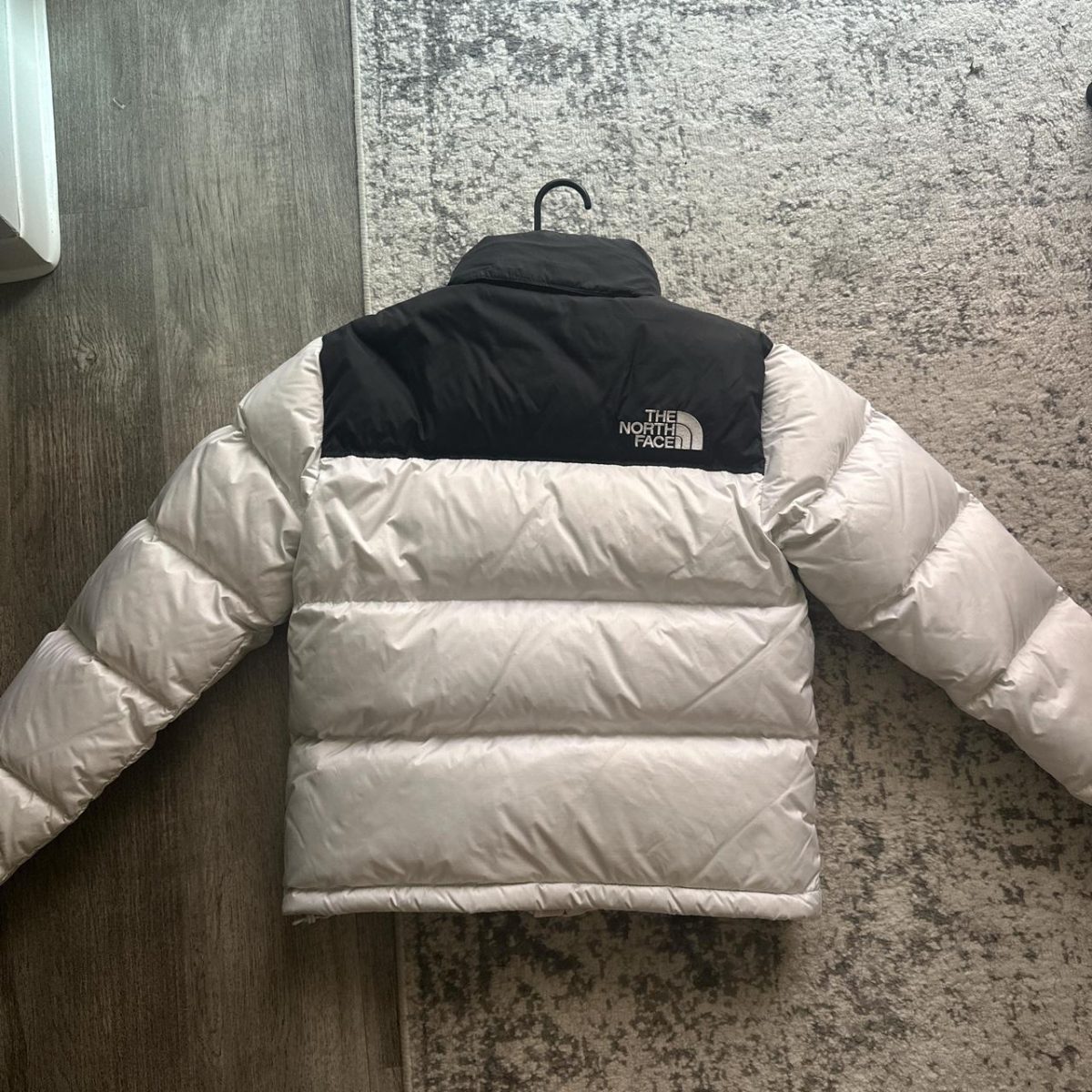 North Face  Black and Grey Jacket - Image 3