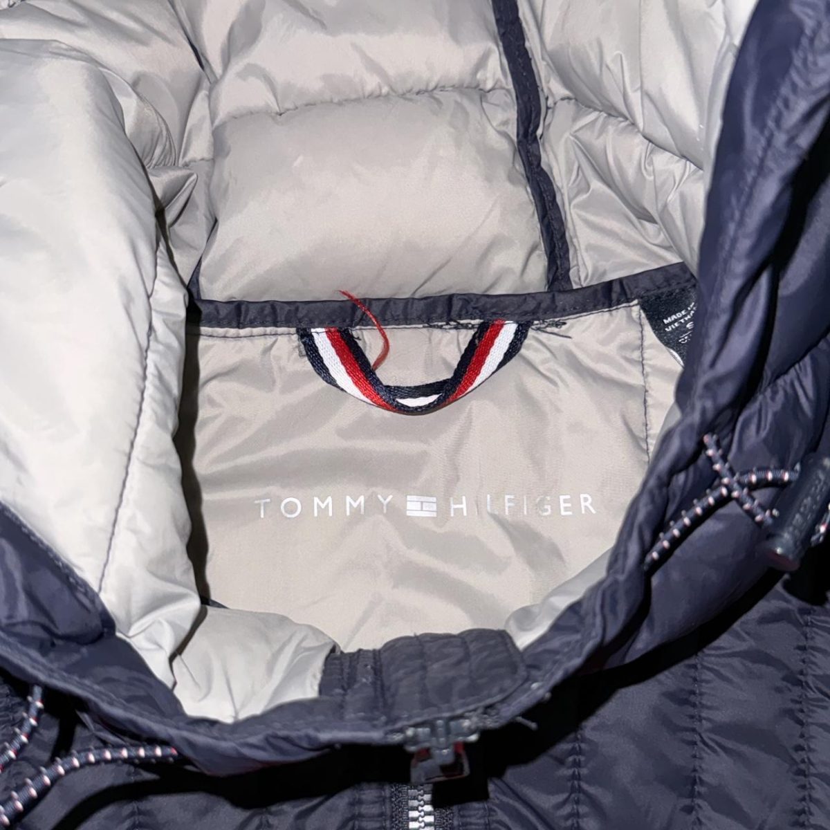 Tommy Hilfiger Men's Navy and Black Jacket - Image 3