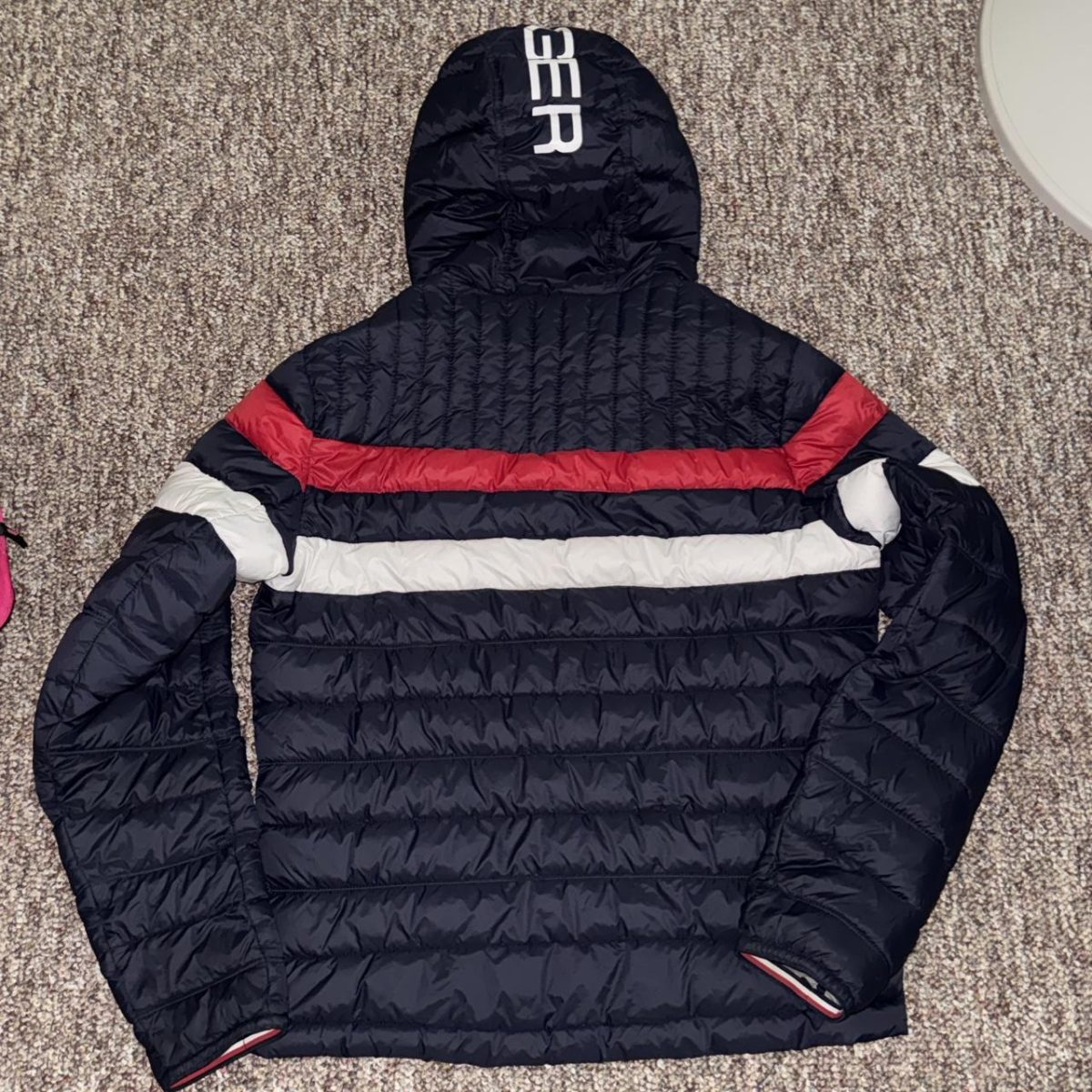 Tommy Hilfiger Men's Navy and Black Jacket - Image 4