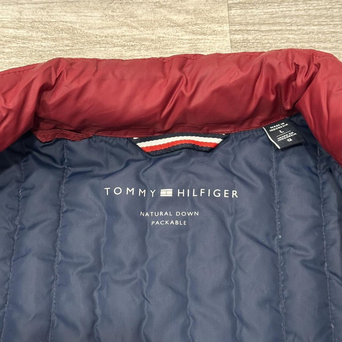Tommy Hilfiger Men's Red and Burgundy Jacket - Image 3