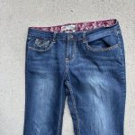 YMI Jeans Women's Blue and Navy Jeans - Image 2