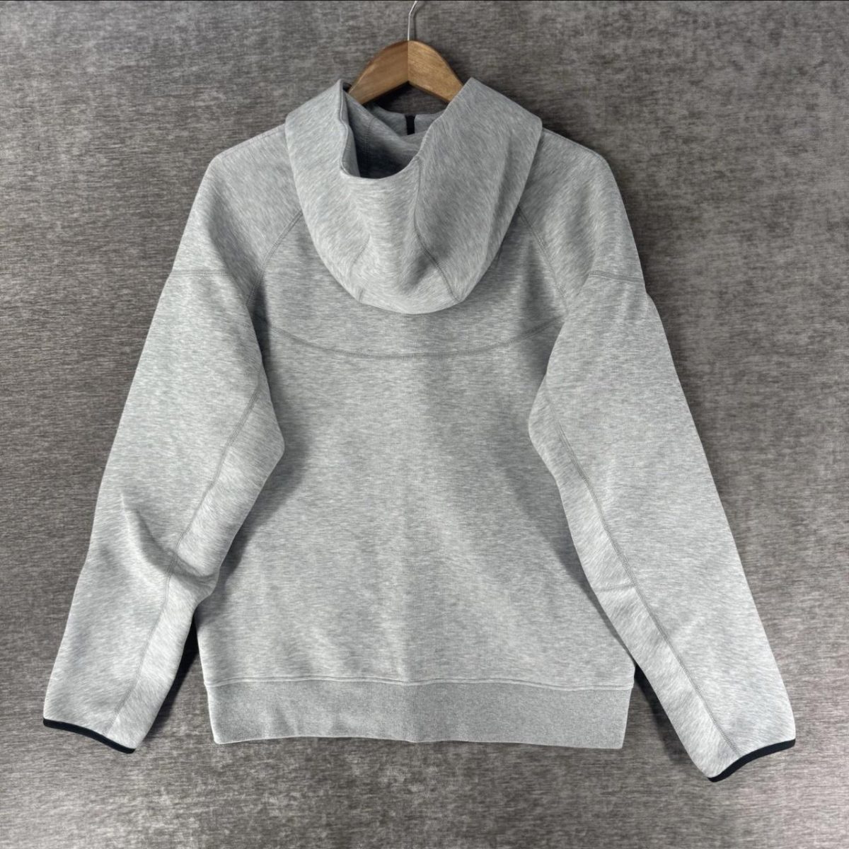 Grey nike tech Jacket - Image 4